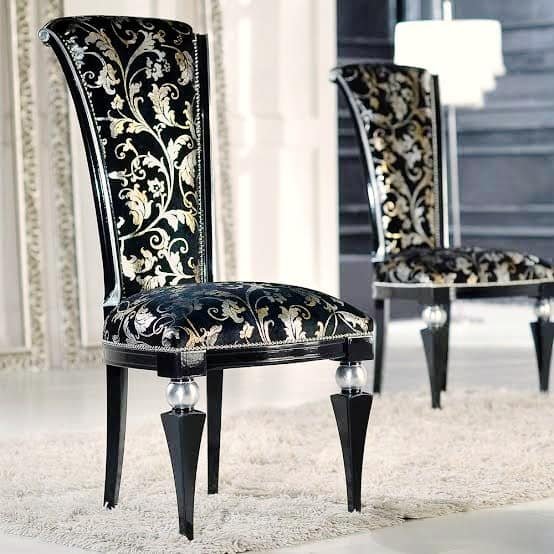 Silver Ring Dinning Chairs And Table