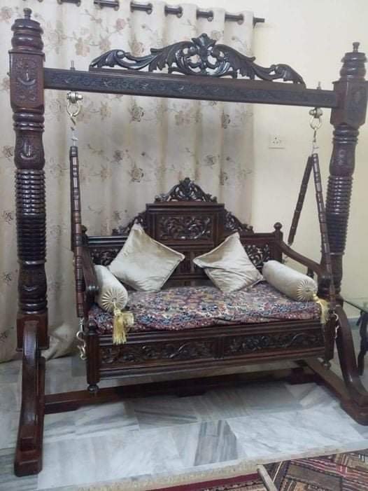 Pure Wood Jhoola Design