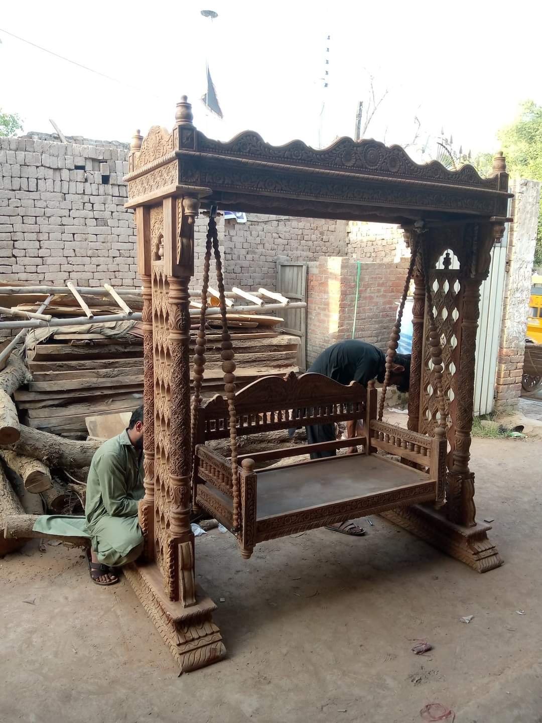 Chinioti Carved Jhoola