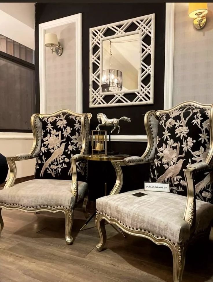 Royale Victorian Bedroom Chair